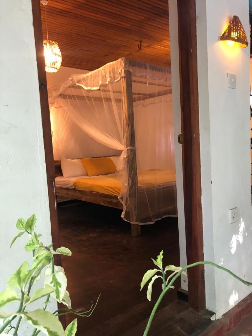 Bed and Breakfast Salty Garden Arugambay Arugam Bay Habitación foto
